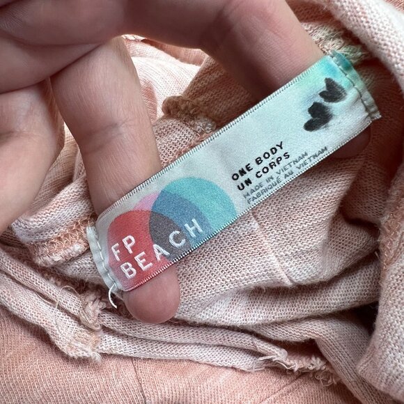 Free People Beach In A Hurry Hoodie Side Slit Pale Peach Pink Pullover One Size - Picture 9 of 12